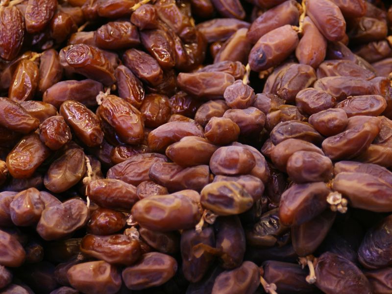 Файл:Valencia market - dates.jpg